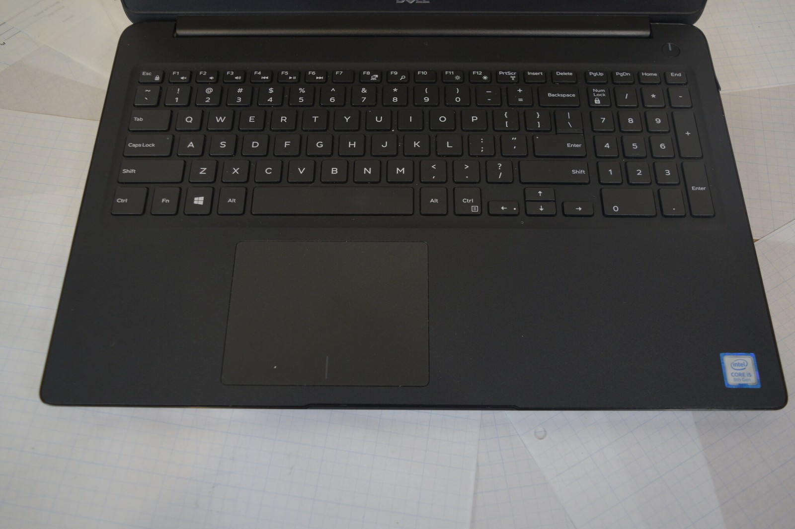 Dell Latitude 3500 15.6" FHD i5 8th Gen 16GB 256GB SSD Win 11 Home - Grade B
