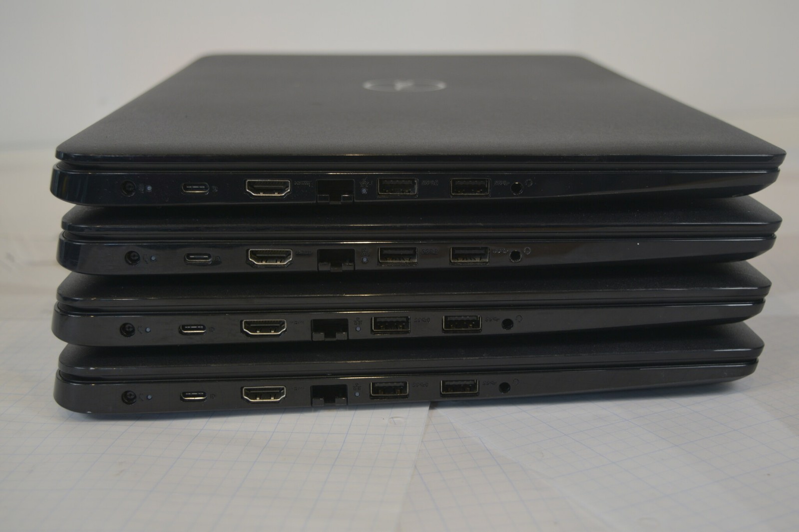 Dell Latitude 3500 15.6" FHD i5 8th Gen 16GB 256GB SSD Win 11 Home - Grade A