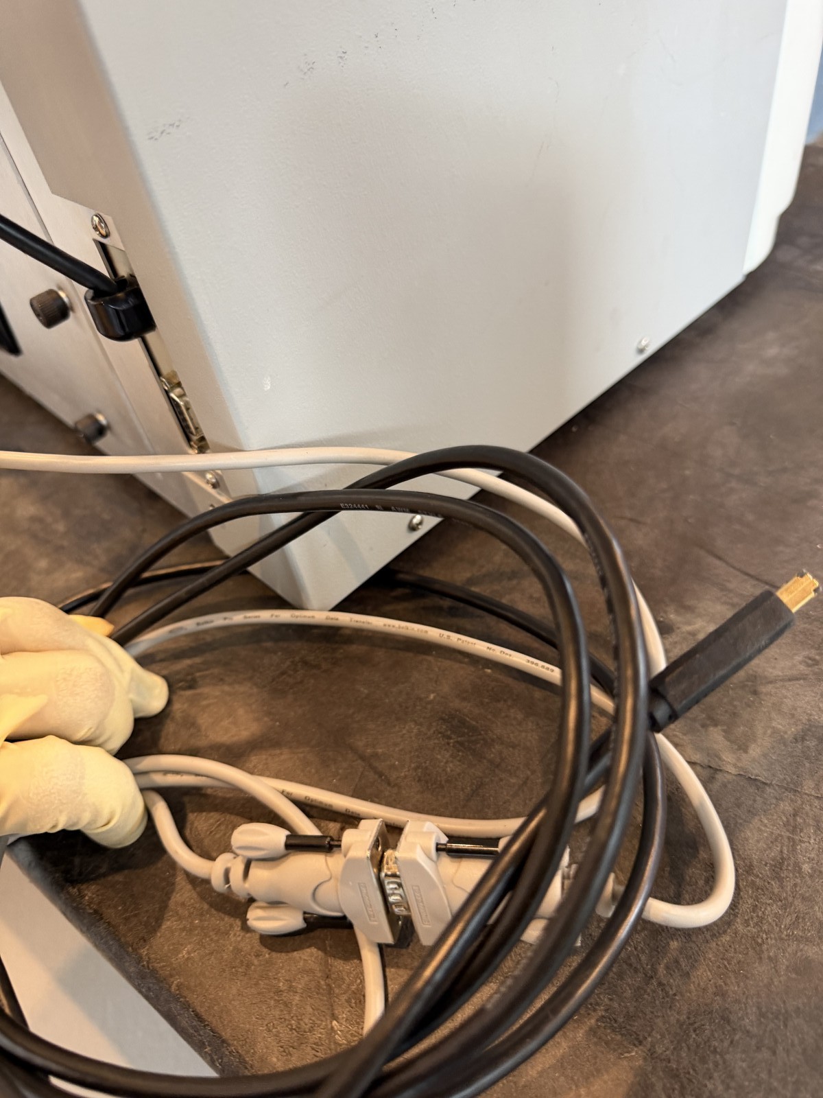 Beckman Coulter Vi-CELL XR Cell Viability Analyzer - Powers On - Sold As-Is