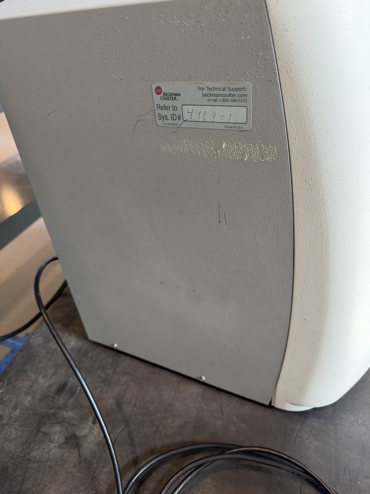 Beckman Coulter Vi-CELL XR Cell Viability Analyzer - Powers On - Sold As-Is