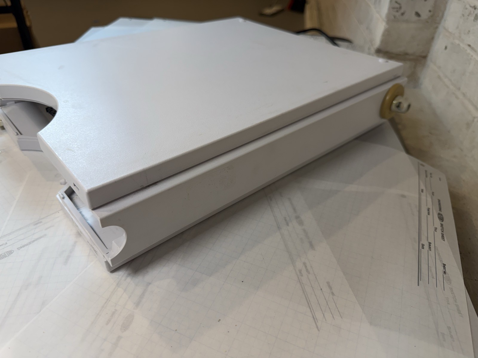 Agilent 1200 G1379B Micro Vacuum Degasser HPLC S/N JP82010996 — Powers On