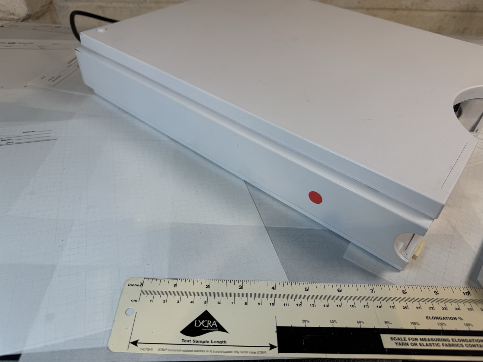 Agilent 1200 G1379B Micro Vacuum Degasser HPLC S/N JP82010098 — Powers On