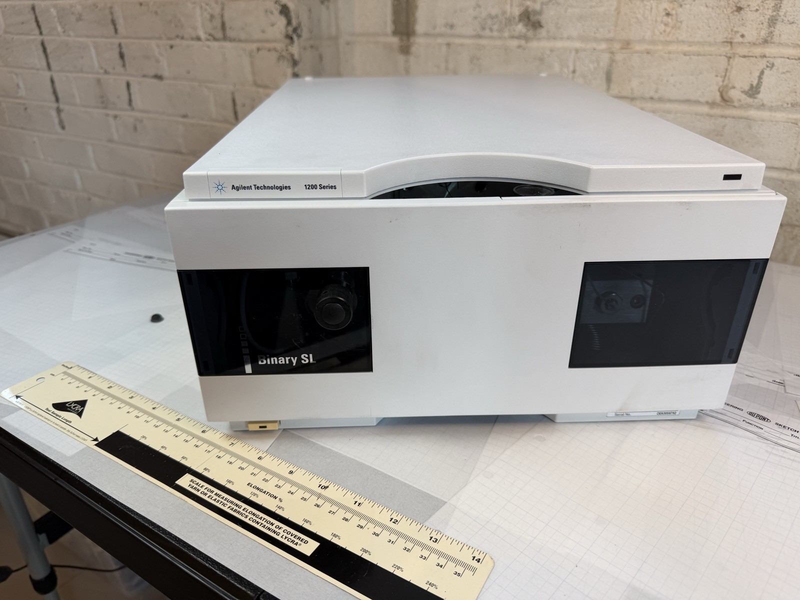 Agilent 1200 G1312B Binary Pump SL HPLC S/N DE63058792 — Powers On, Pumps Water