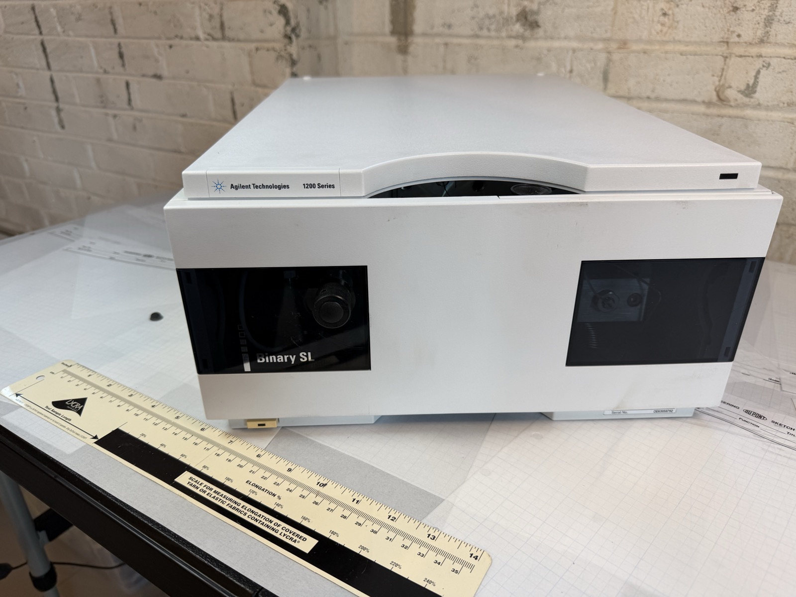 Agilent 1200 G1312B Binary Pump SL HPLC S/N DE63058792 — Powers On, Pumps Water