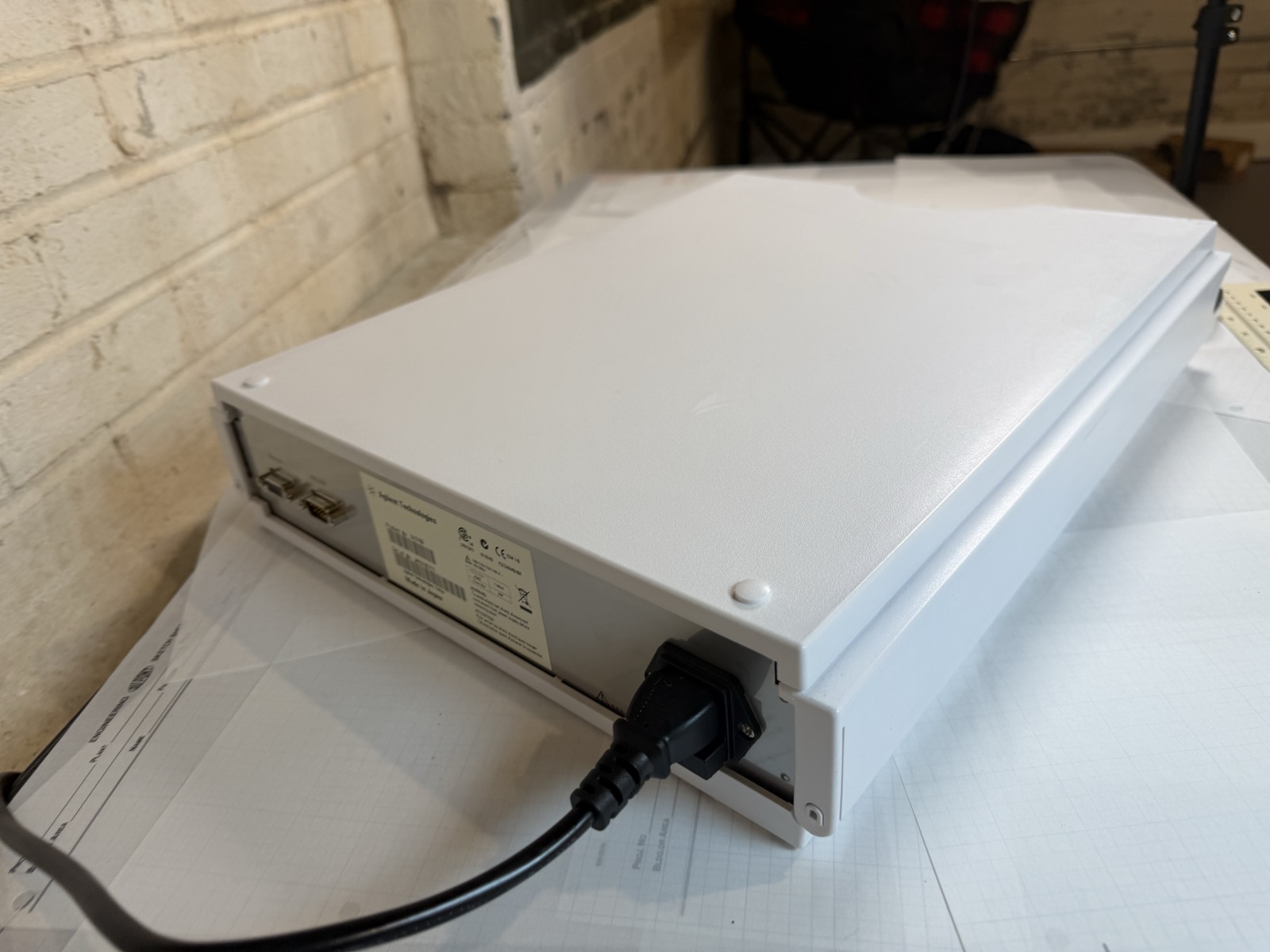 Agilent 1200 G1379B Micro Vacuum Degasser HPLC S/N JP63705777 — Powers On