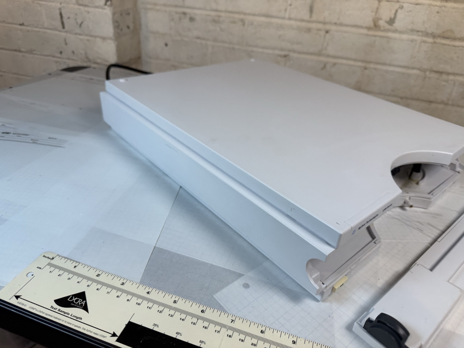 Agilent 1200 G1379B Micro Vacuum Degasser HPLC S/N JP63705777 — Powers On