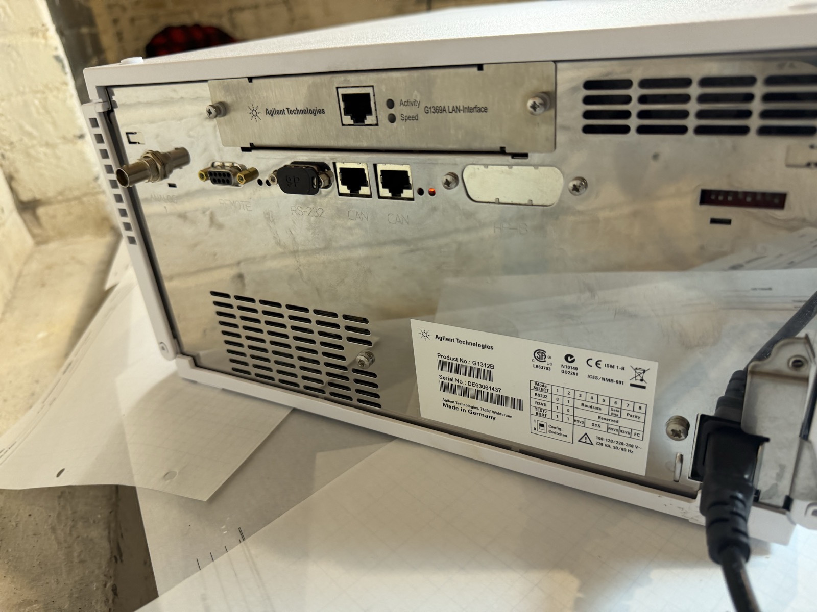 Agilent 1200 G1312B Binary Pump SL HPLC S/N DE63061437 — Powers On, Pumps Water