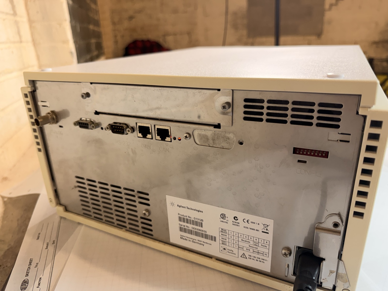Agilent 1200 G1312B Binary Pump SL HPLC S/N DE63060030 — Powers On, Pumps Water