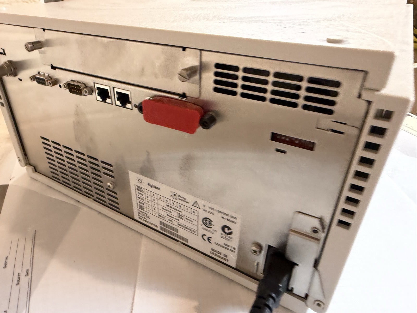 Agilent 1100 G1312A Binary Pump HPLC S/N DE14910702 — Powers On, Pumps Water