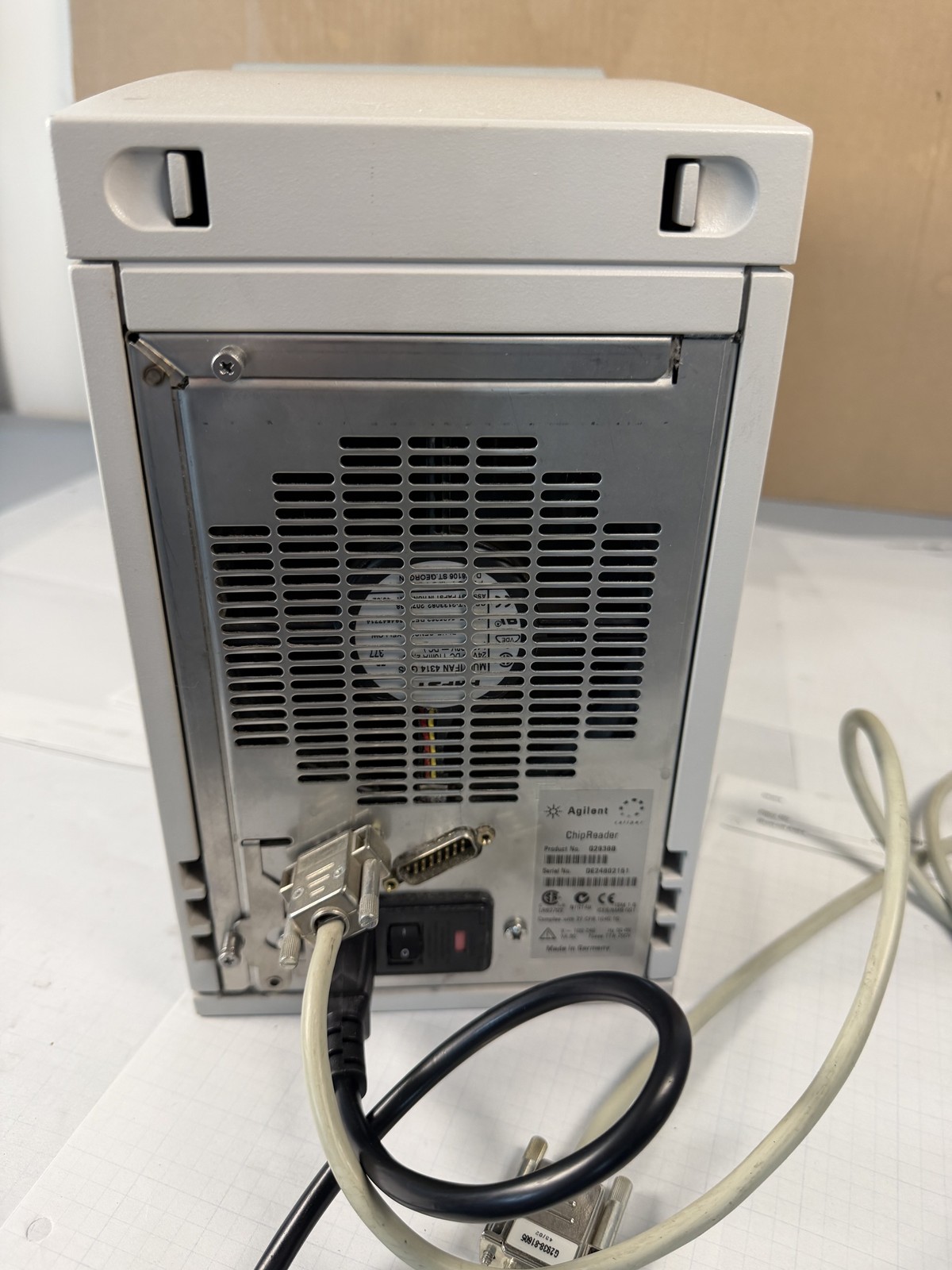 Agilent 2100 Bioanalyzer G2938B LabChip Chip Reader Electrophoresis - Powers On