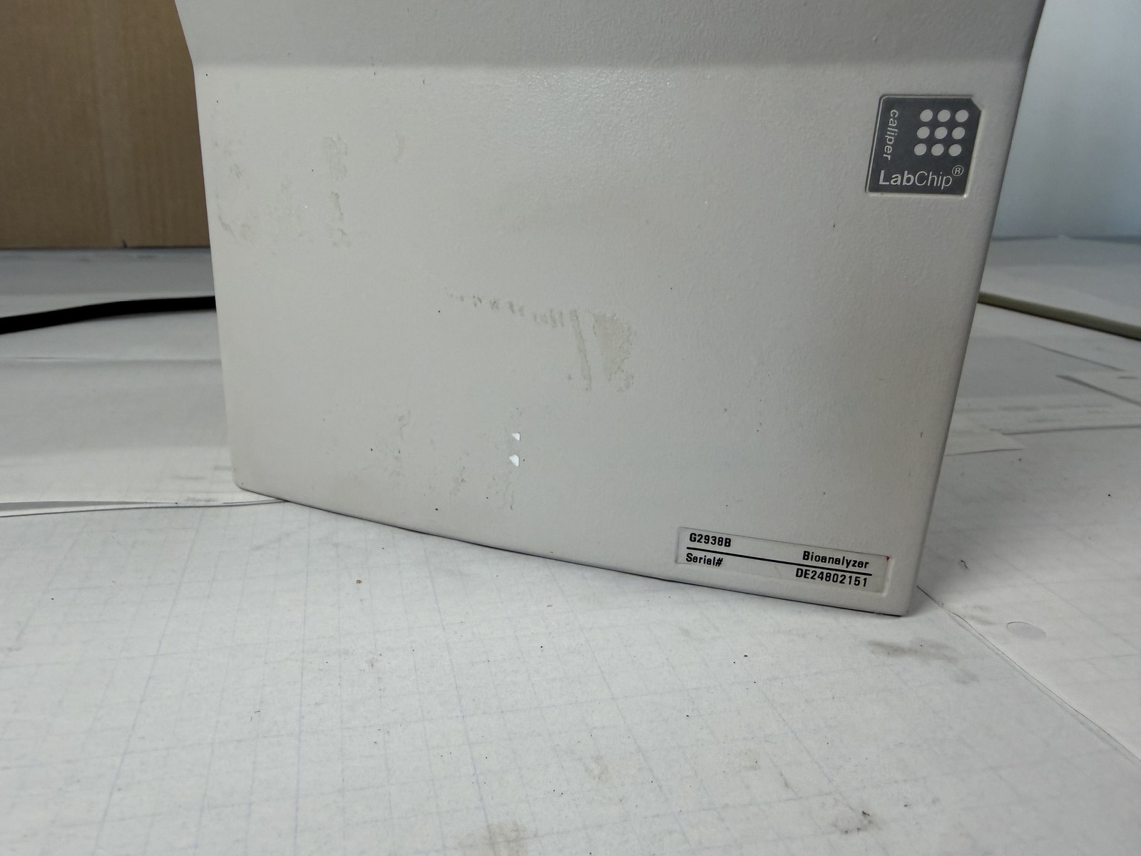 Agilent 2100 Bioanalyzer G2938B LabChip Chip Reader Electrophoresis - Powers On