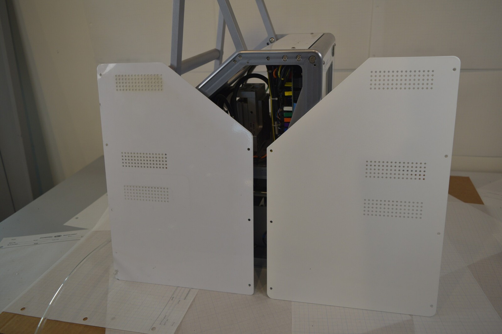 Agilent Velocity11 PlateLoc G5585B Microplate Sealer - Air Tested, No Stage