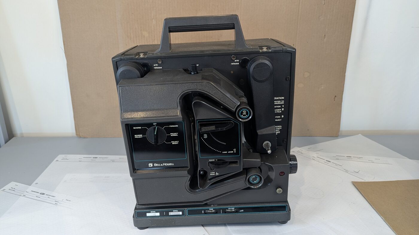 Bell & Howell 2580A Filmosound 16mm Sound Projector + Case - As-Is, Two Faul