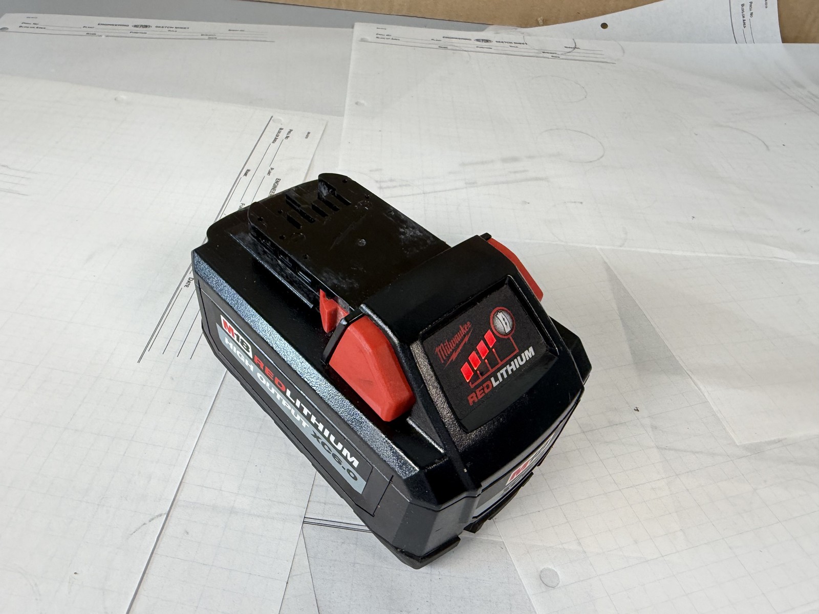 Milwaukee M18 REDLITHIUM HIGH OUTPUT XC6.0 6.0Ah Battery Pack 48-11-1865