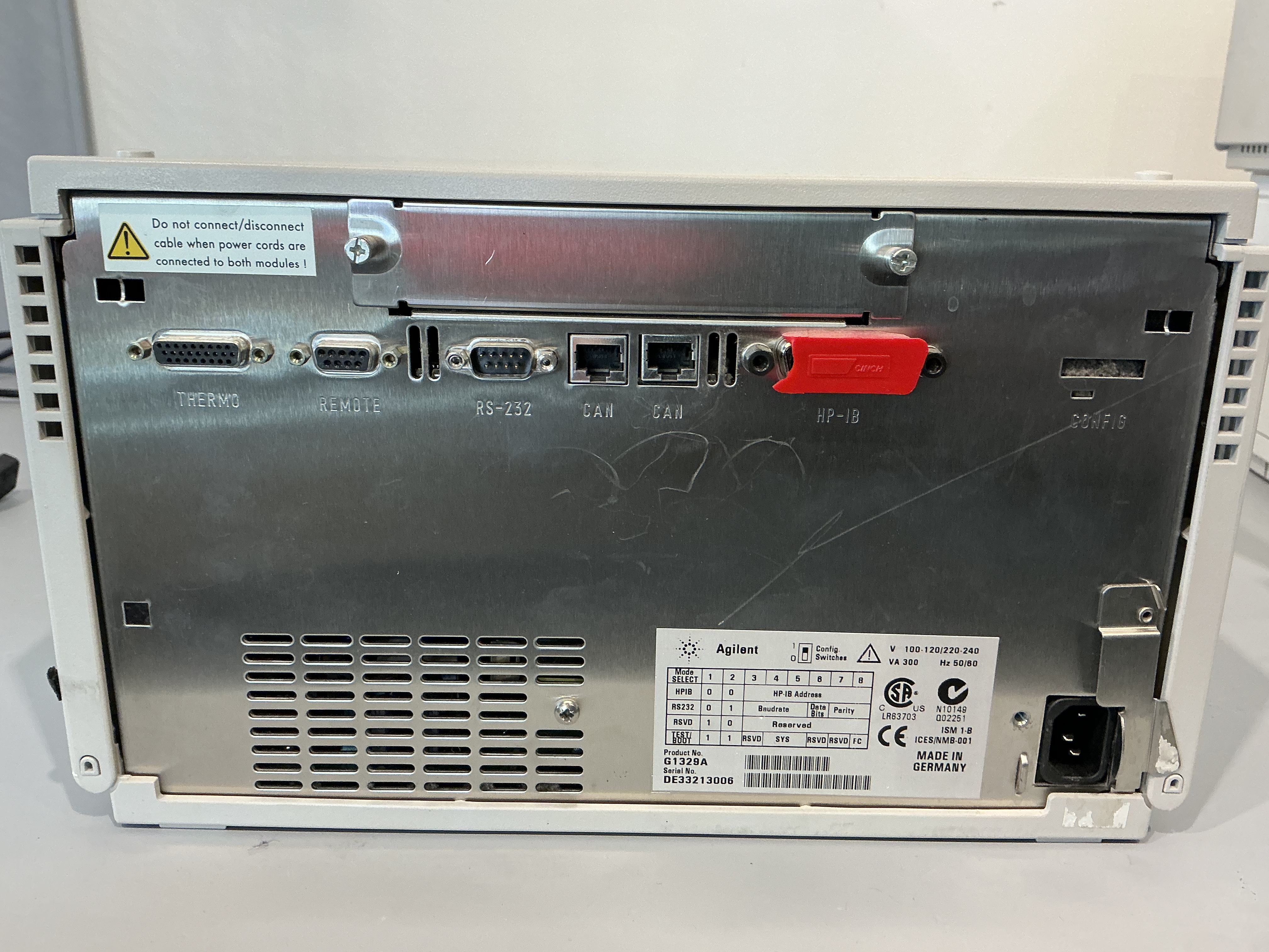 Agilent 1100 G1329A ALS Autosampler S/N DE33213006 Tested - Needle Not Included
