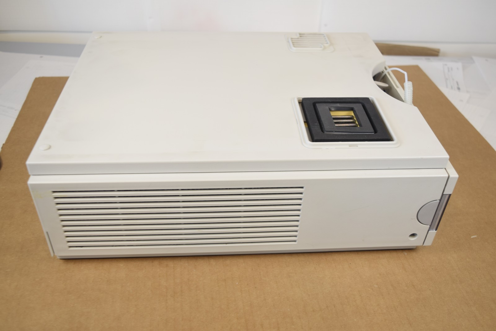 Agilent 1100 Series G1330B ALS Thermostat (S/N DE13208238)