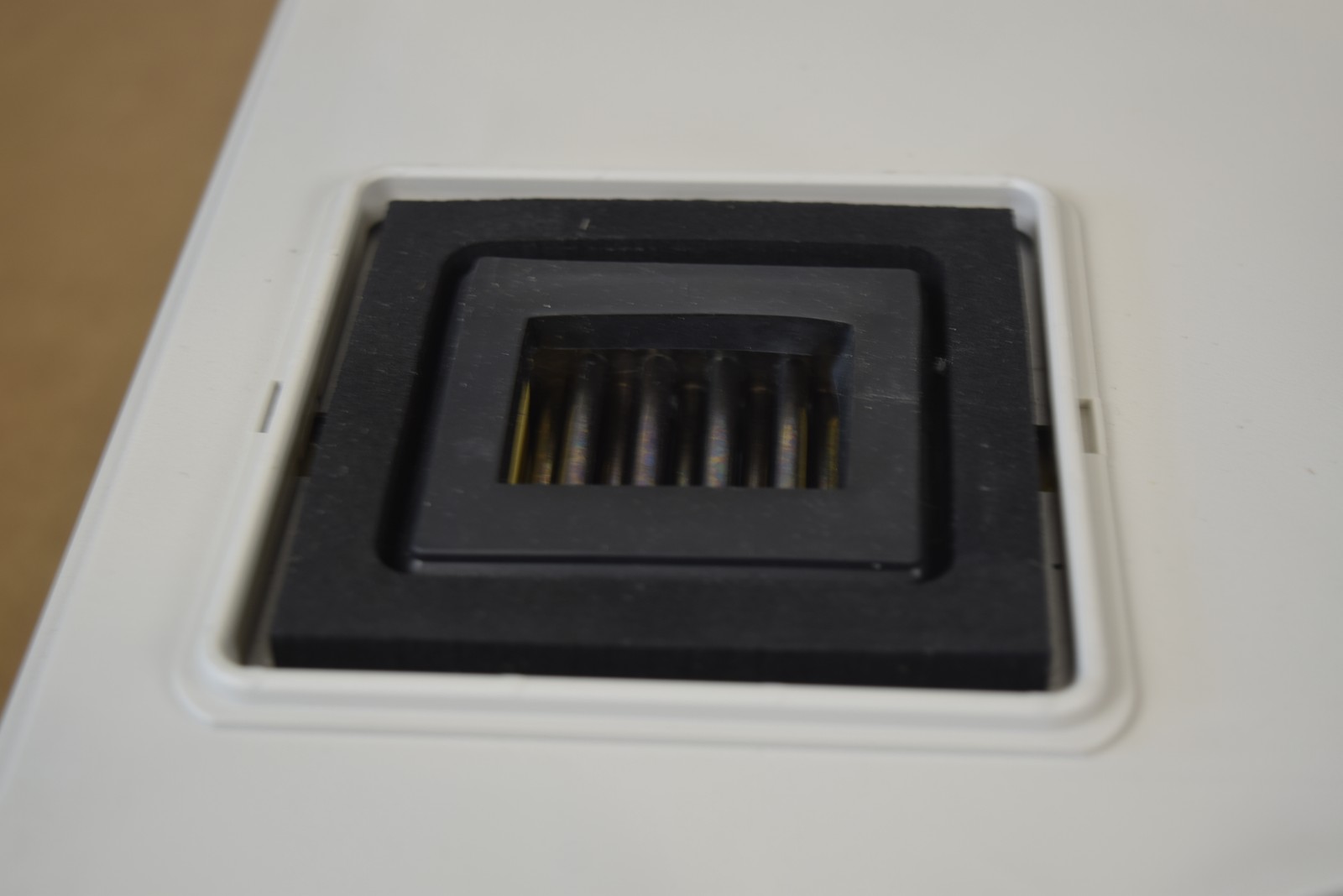 Agilent 1100 Series G1330B ALS Thermostat (S/N DE13208238)