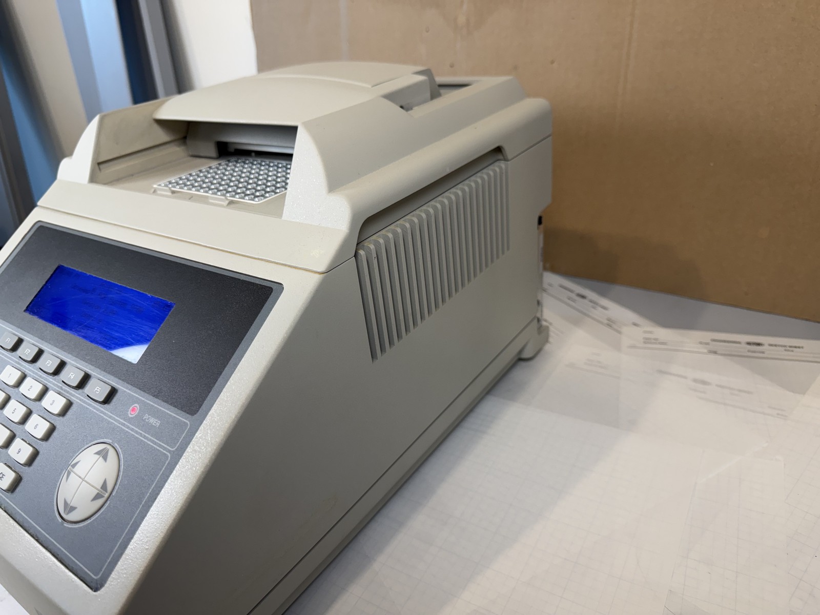 Applied Biosystems GeneAmp PCR System 9700 Thermal Cycler 96-Well Block N8050200