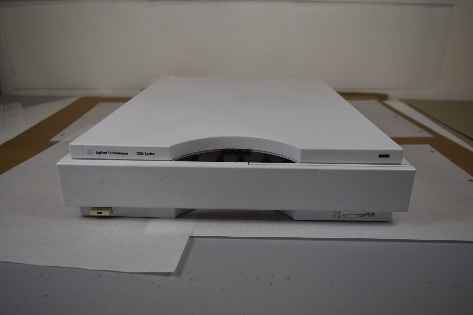 Agilent 1200 Series G1322A HPLC 4-Channel Vacuum Degasser - Serviced & Tested